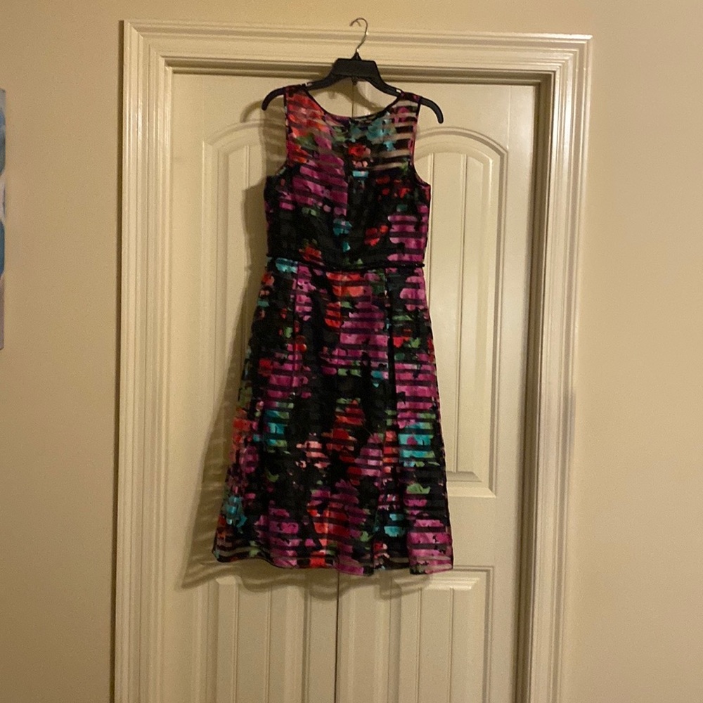 multicolored Tahari sleeveless dress with strapless black under dress